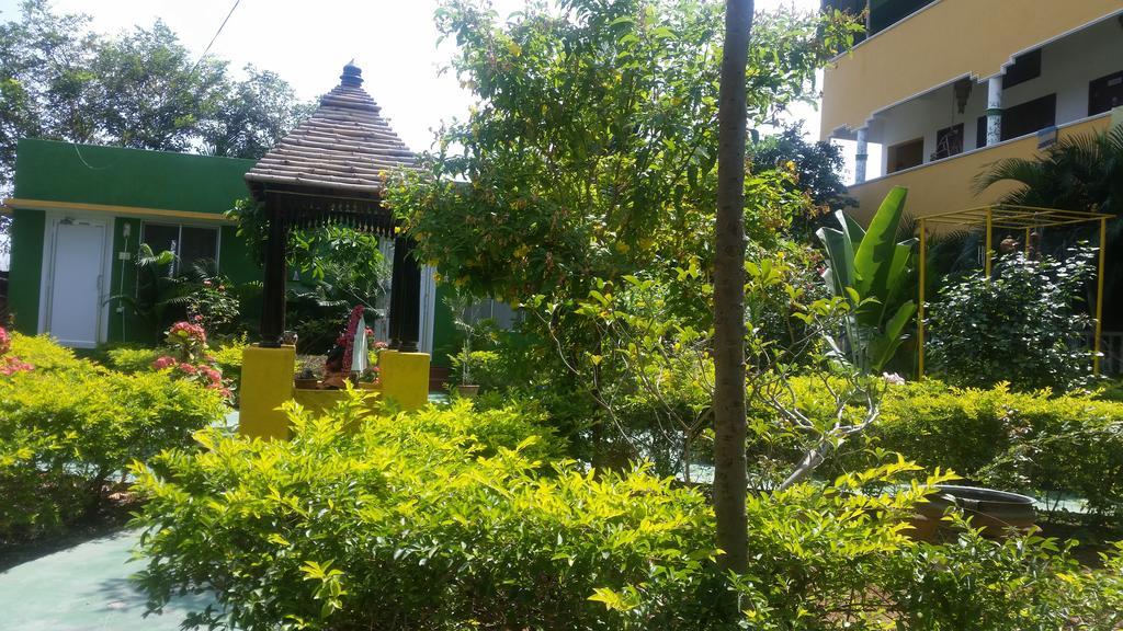 Sunshine Guest House India Tiruvannāmalai Buitenkant foto